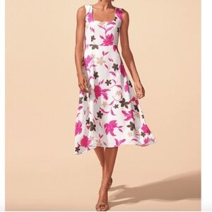 Ann Taylor Sleeveless floral Dress, like new - never worn, 2P